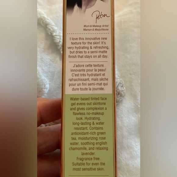 NIB- Pixi by Petra Skin Tint 1.18 fl.oz. Color is Espresso - Picture 9 of 13